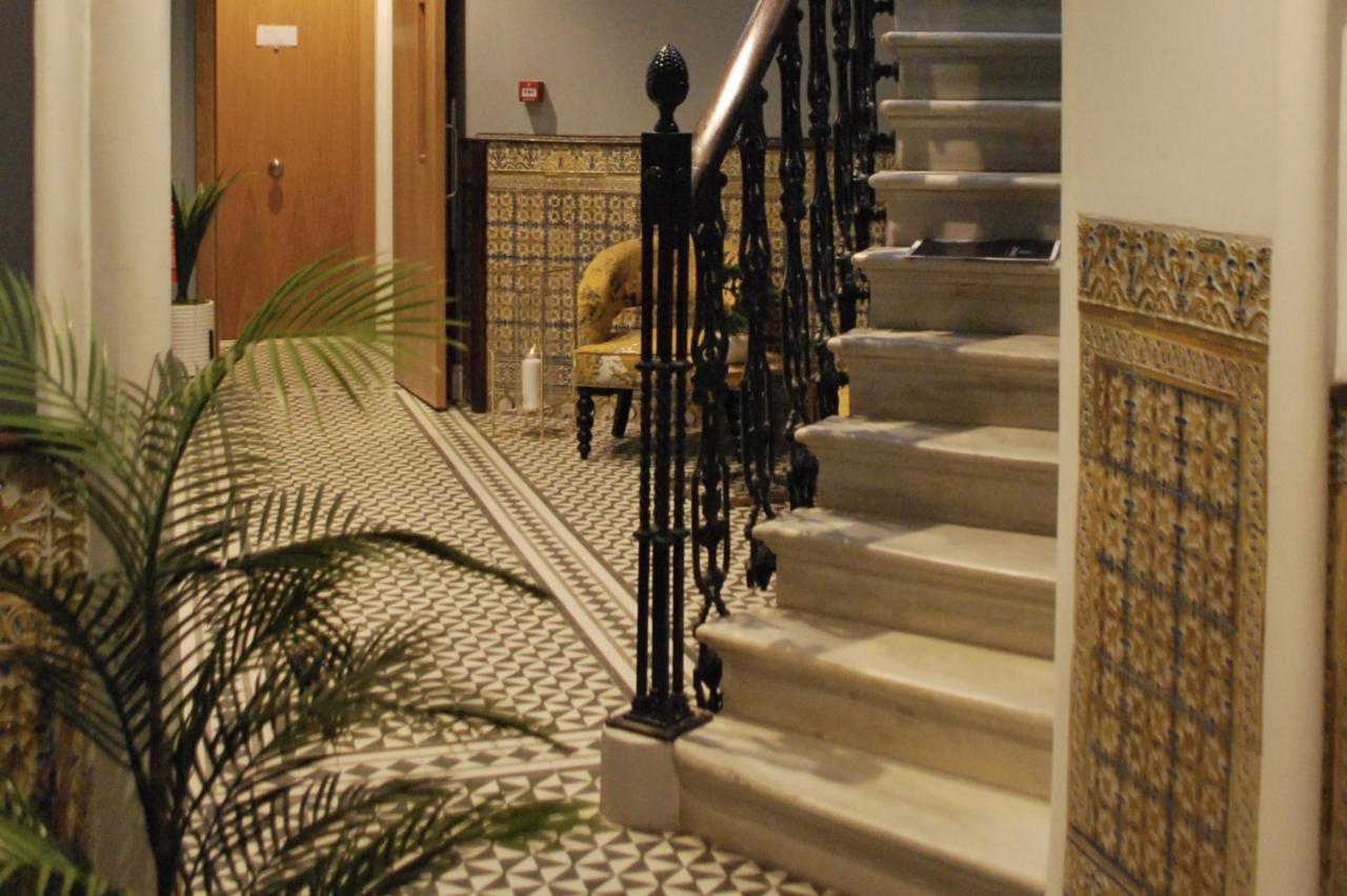 Master Penthouse Double Room Ensuite With Private Terrace - Grand Central House Gibraltar Buitenkant foto